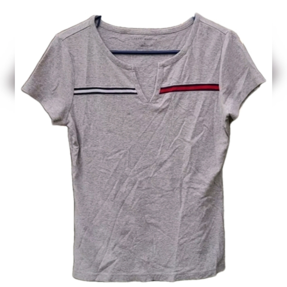 Tommy Hilfiger Essential Split Neck Tee in Light Gray
